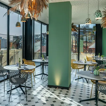 Hotel Vincci Bonjardim 4*