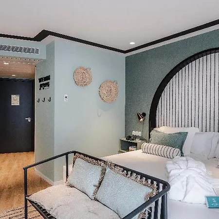 Hotel Vincci Bonjardim 4*