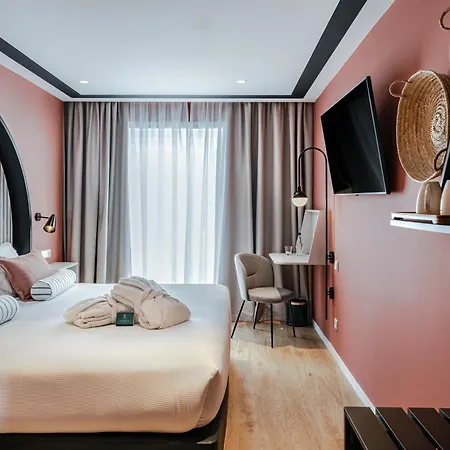 Ξενοδοχείο Vincci Bonjardim 4*