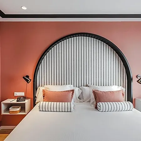 Vincci Bonjardim Hotell 4*