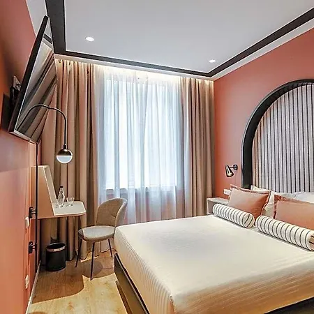 Vincci Bonjardim Hotell 4*