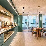 מלון Vincci Bonjardim 4*