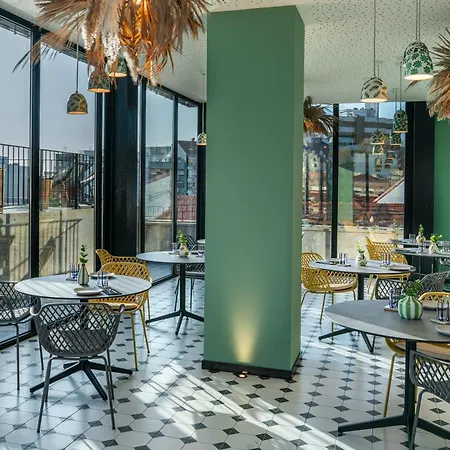 Hotel Vincci Bonjardim 4*