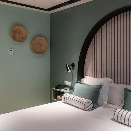 Vincci Bonjardim Hotel 4*
