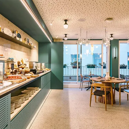 Vincci Bonjardim Hotel 4*