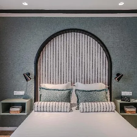 Hotel Vincci Bonjardim 4*