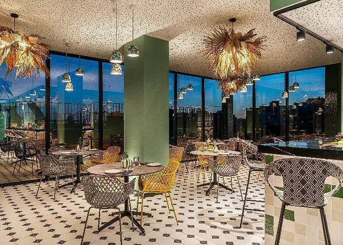 Vincci Bonjardim Hotel 4*