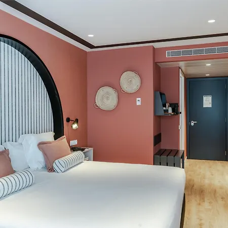 Vincci Bonjardim 4* Порту