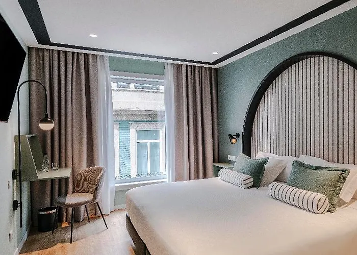 Vincci Bonjardim 4* Порту